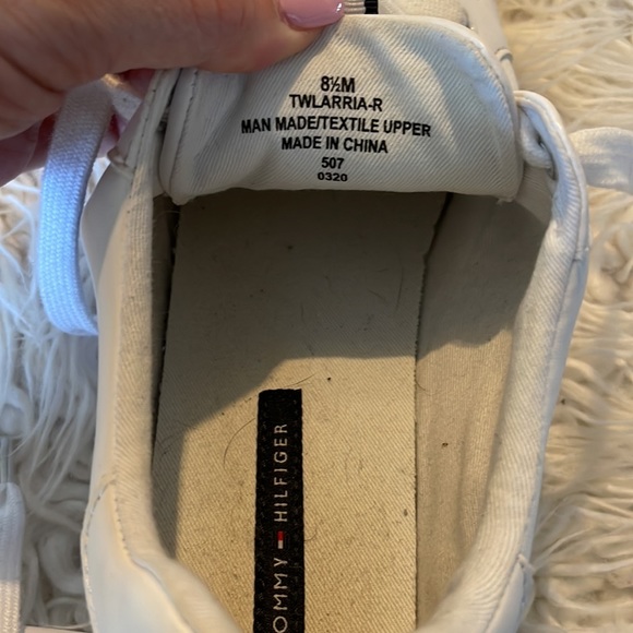 Tommy Hilfiger womans shoe - Picture 4 of 6